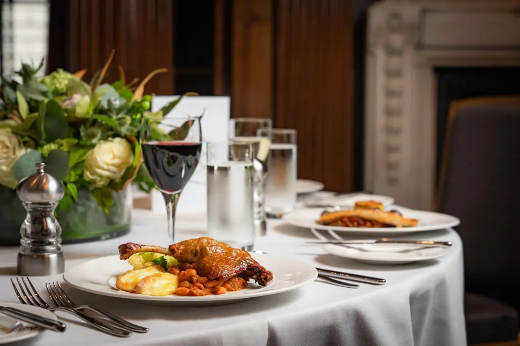Dinner Menus For Up To 150 People In Westminster
