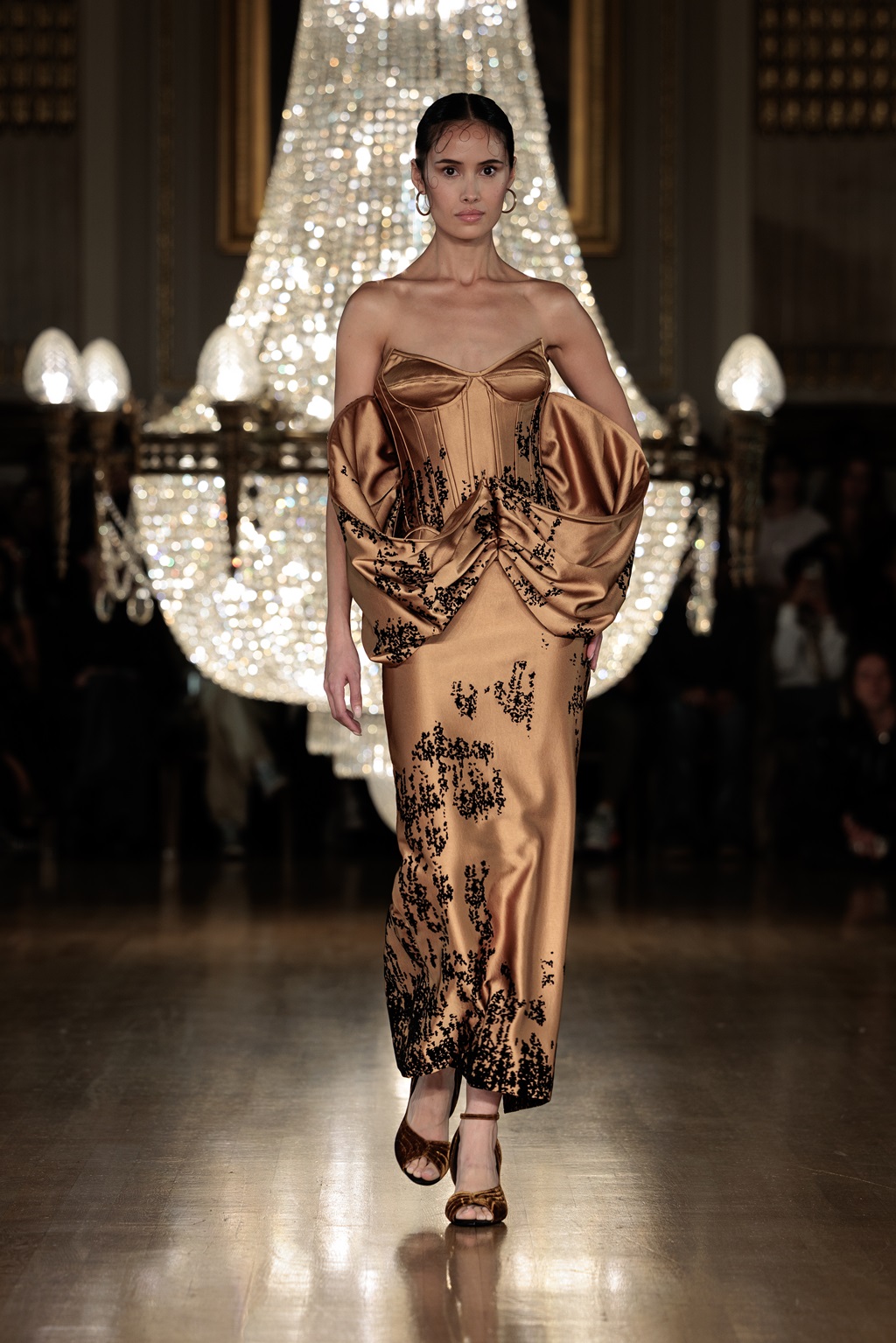 Tang Chi Couture | @tangchi_couture